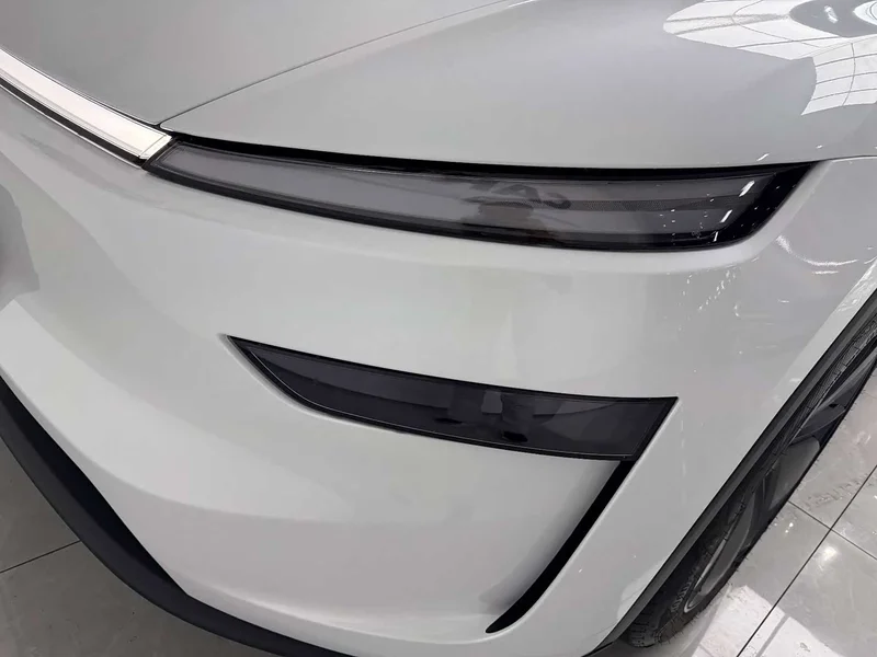 Tesla Model Y — фото 17