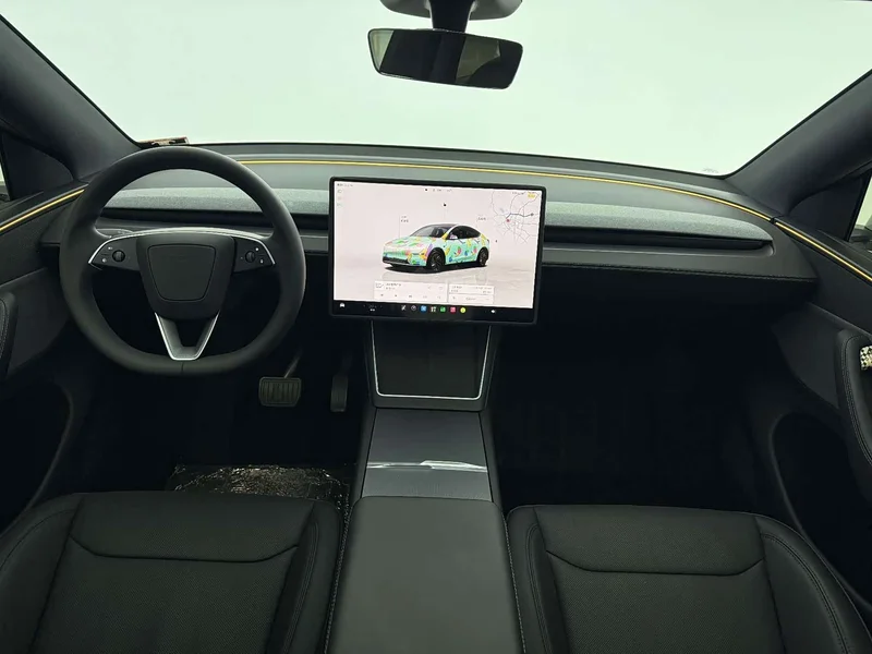 Tesla Model Y — фото 4