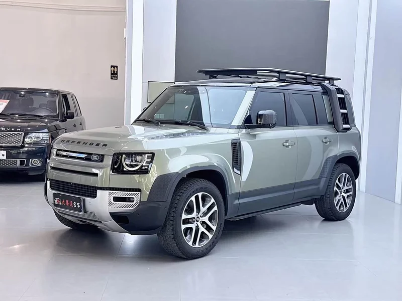 Land Rover Defender — фото 1