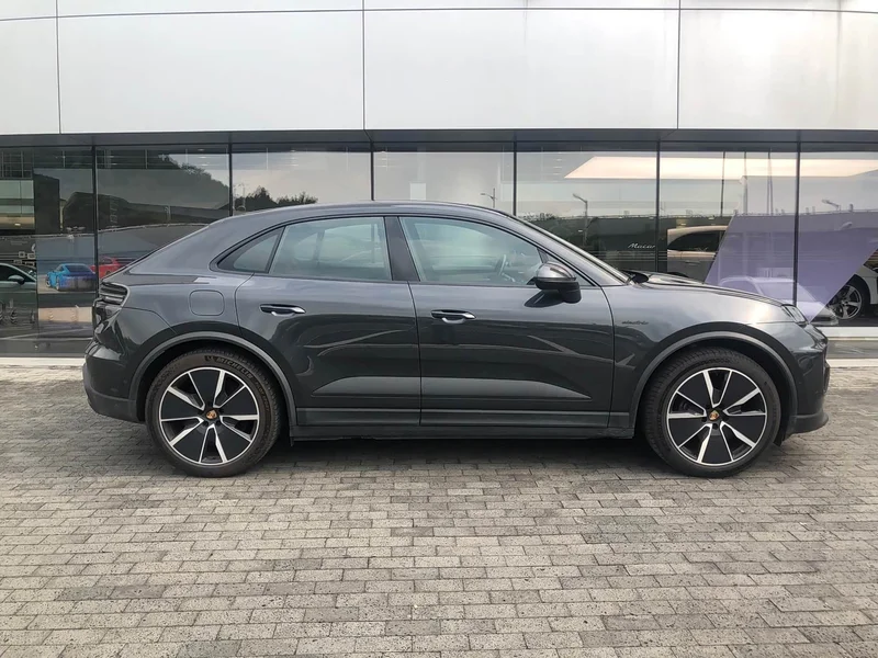 Porsche Macan — фото 6