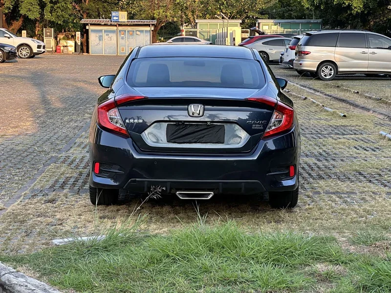 Honda Civic — фото 8