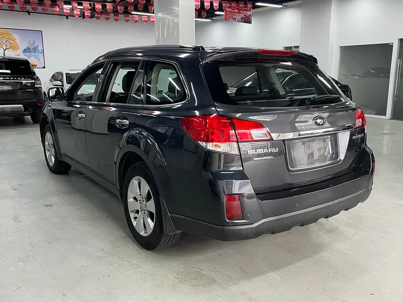 Subaru Outback — фото 13