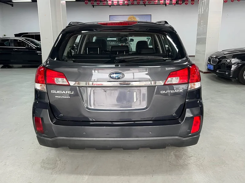 Subaru Outback — фото 16