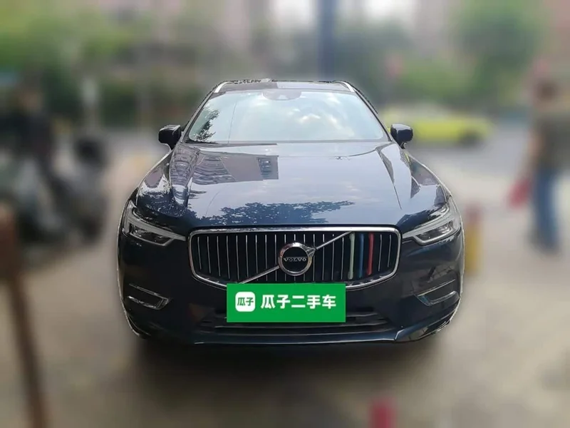 Volvo XC60 — фото 2