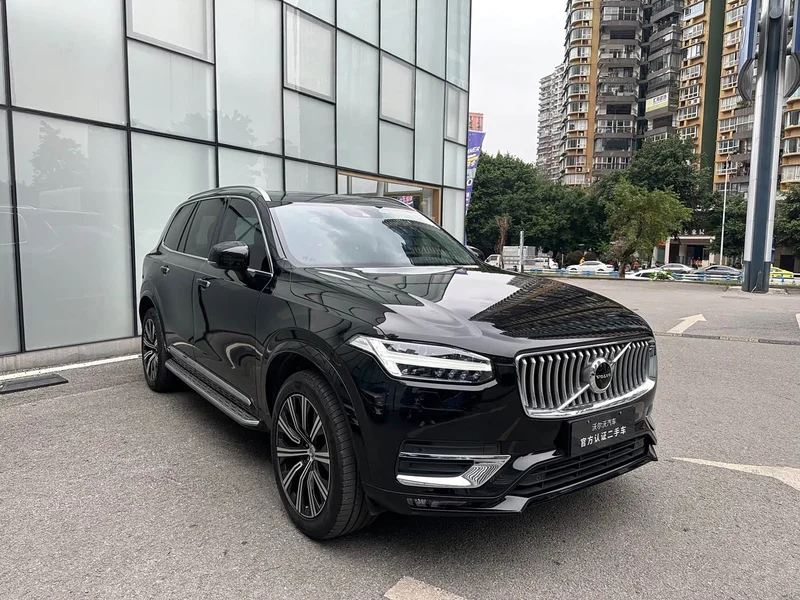 Volvo XC90 — фото 3