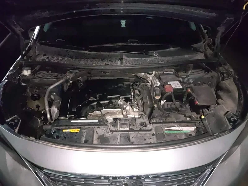 Peugeot 5008 — фото 16