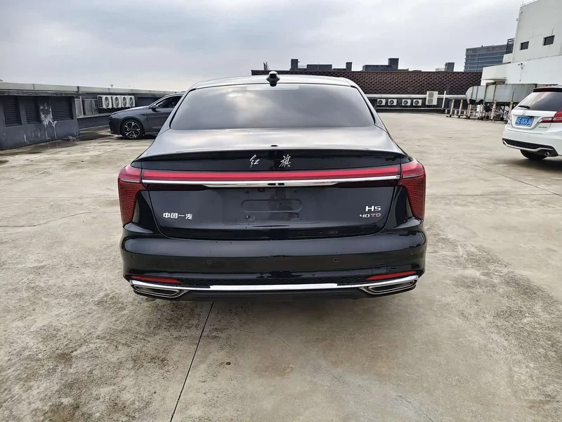 Hongqi H5 — фото 12