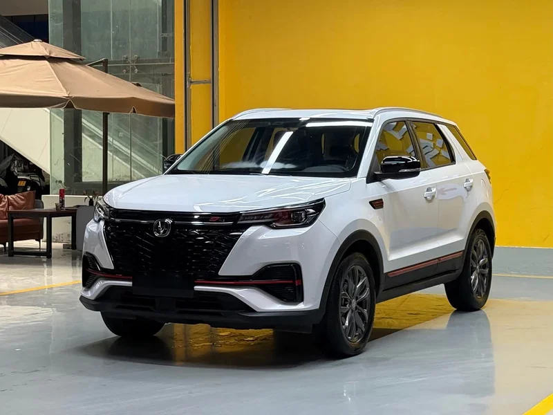 Changan CS55PLUS — фото 1