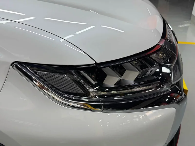 Mitsubishi Outlander — фото 27