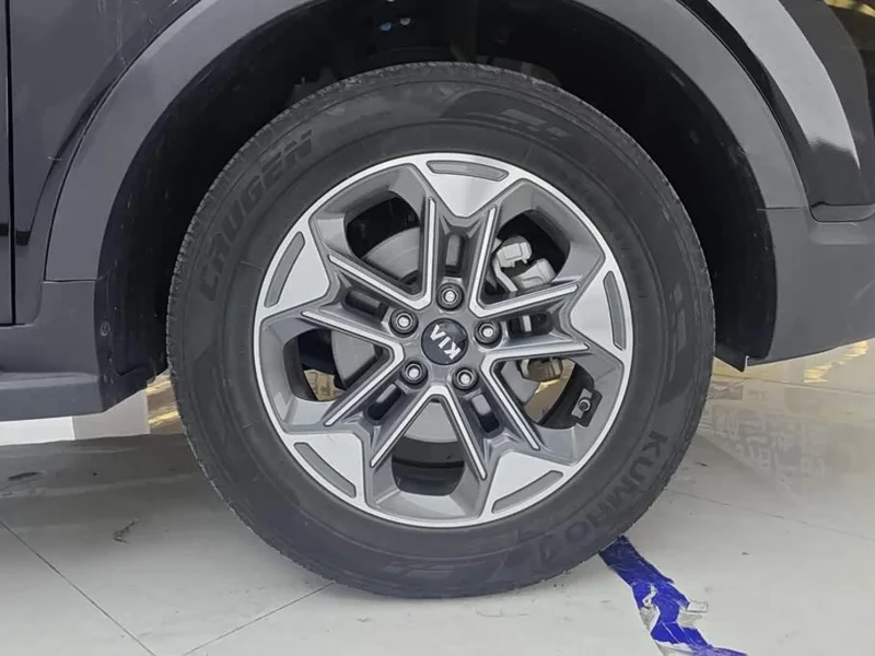 Kia Sportage — фото 6