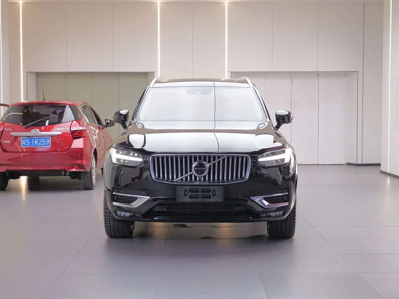 Volvo XC90 — фото 2