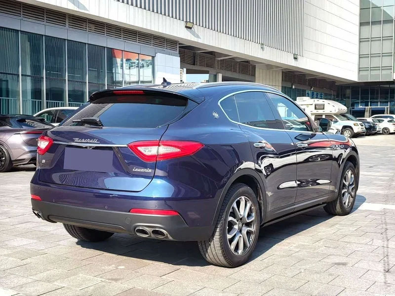 Maserati Levante — фото 9