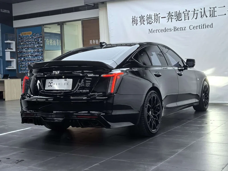 Cadillac CT5 — фото 3