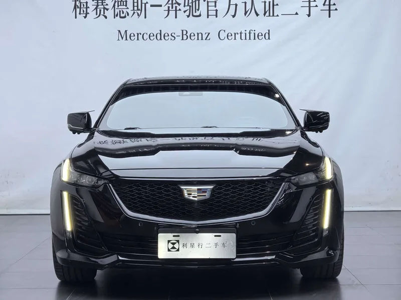 Cadillac CT5 — фото 4