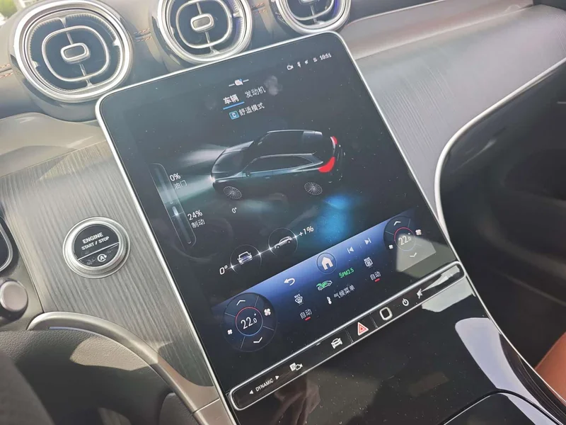 Mercedes-Benz GLC — фото 15