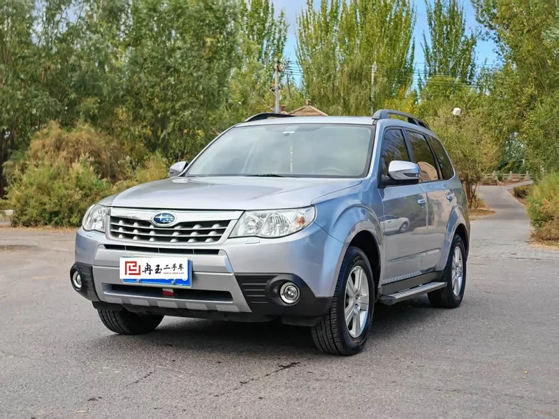 Subaru Forester — фото 1