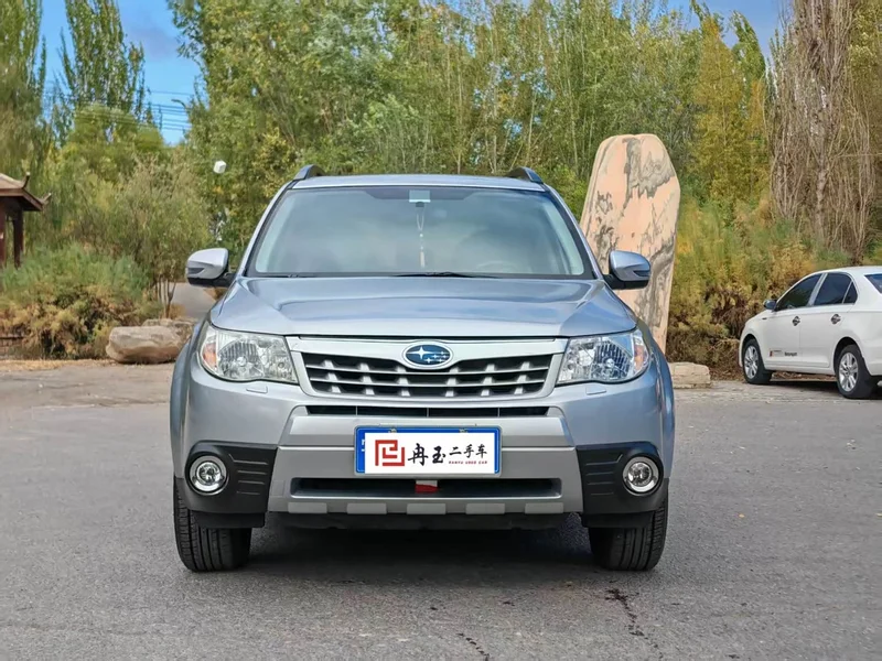 Subaru Forester — фото 2