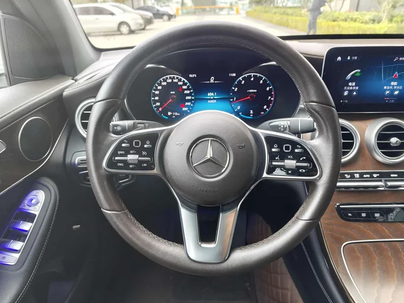 Mercedes-Benz GLC — фото 16