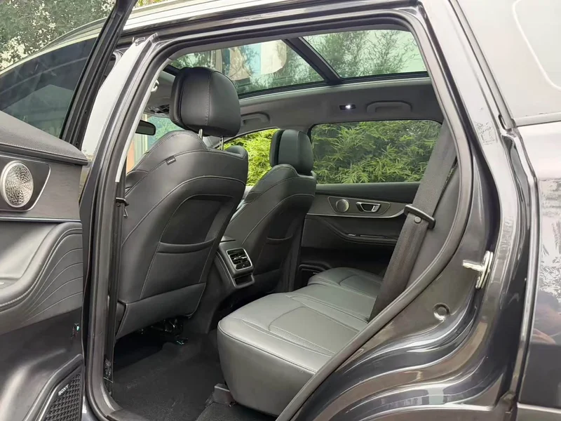 Chery Tiggo 8 Plus — фото 15