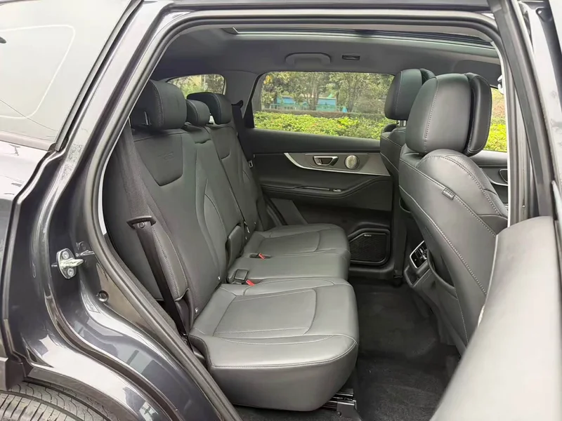 Chery Tiggo 8 Plus — фото 20