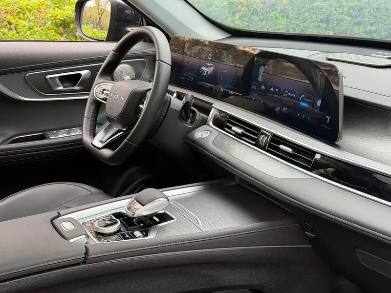 Chery Tiggo 8 Plus — фото 21