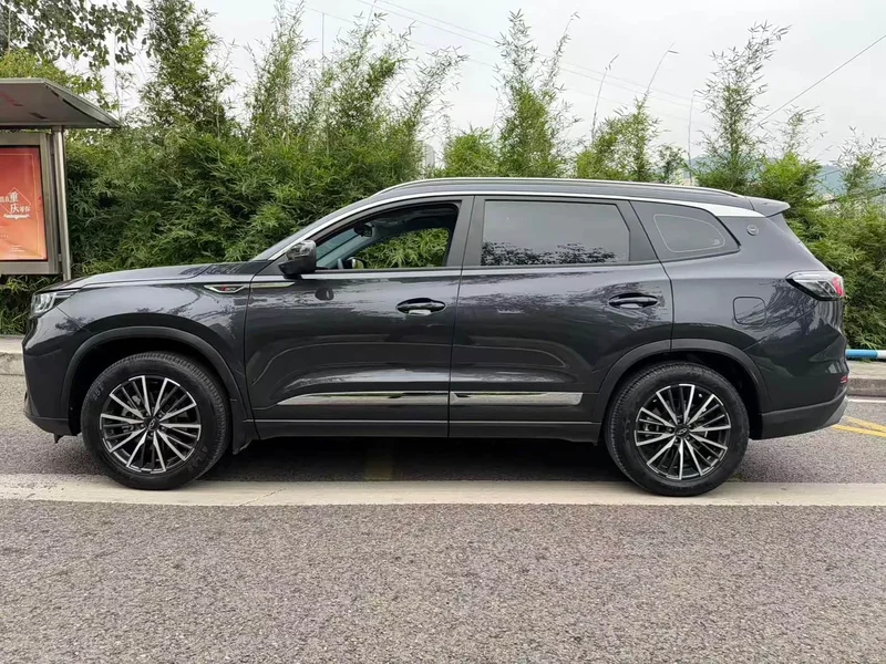 Chery Tiggo 8 Plus — фото 5