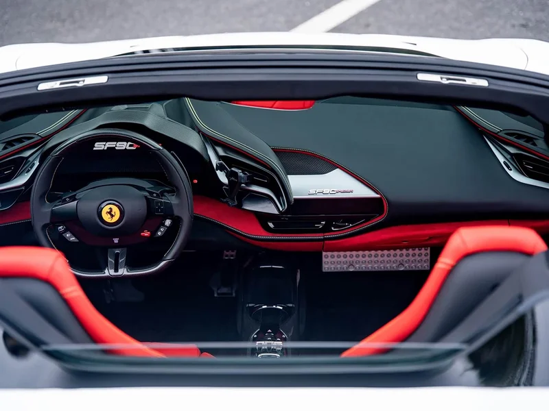 Ferrari SF90 — фото 14
