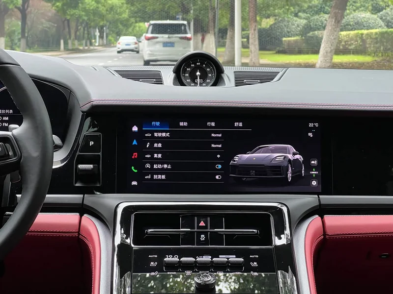 Porsche Panamera — фото 19