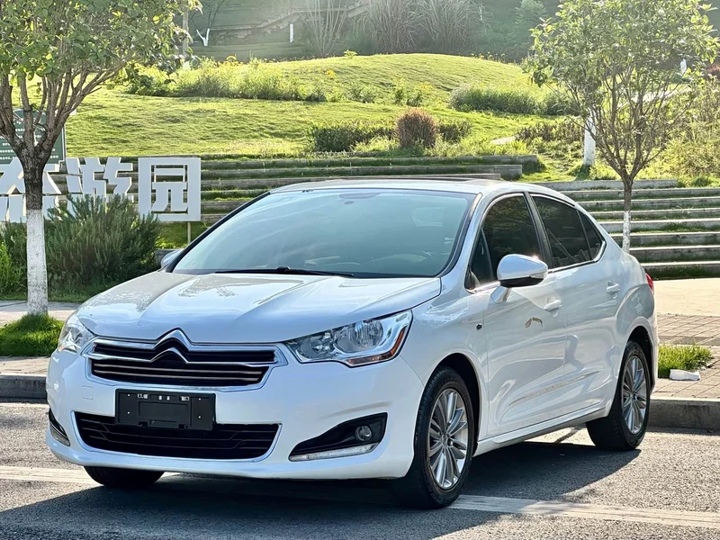 Citroën C4L — фото 1