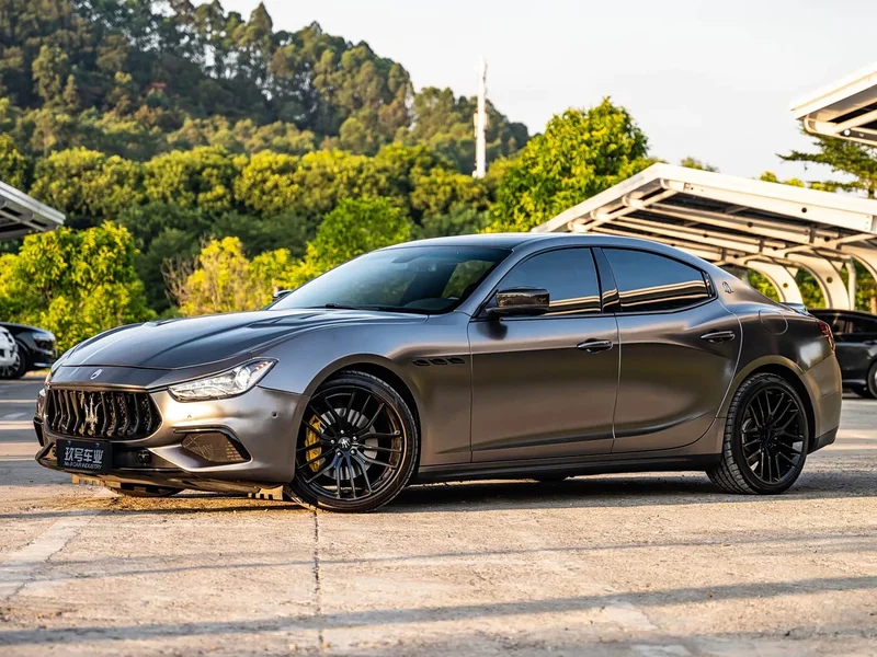 Maserati Ghibli — фото 1