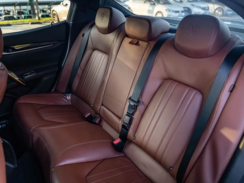Maserati Ghibli — фото 18