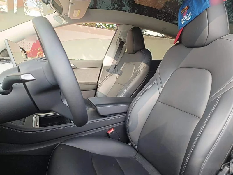 Tesla Model Y — фото 16