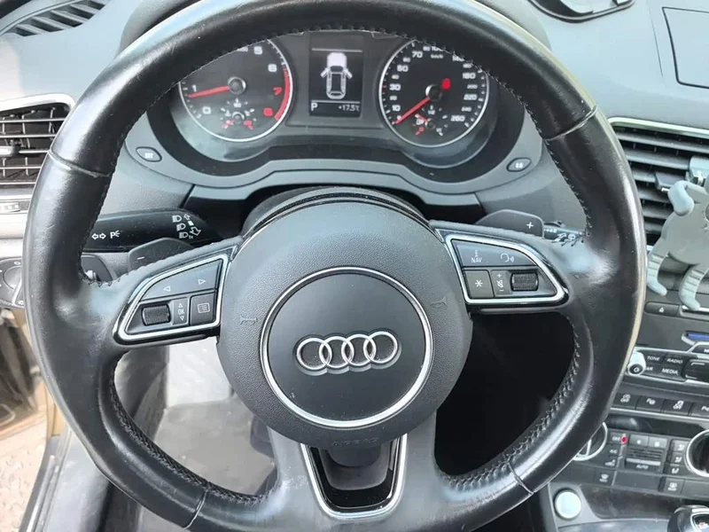 Audi Q3 — фото 11
