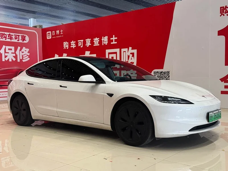 Tesla Model 3 — фото 3