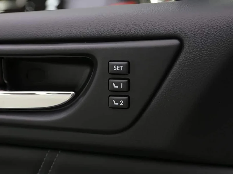 Subaru Outback — фото 15
