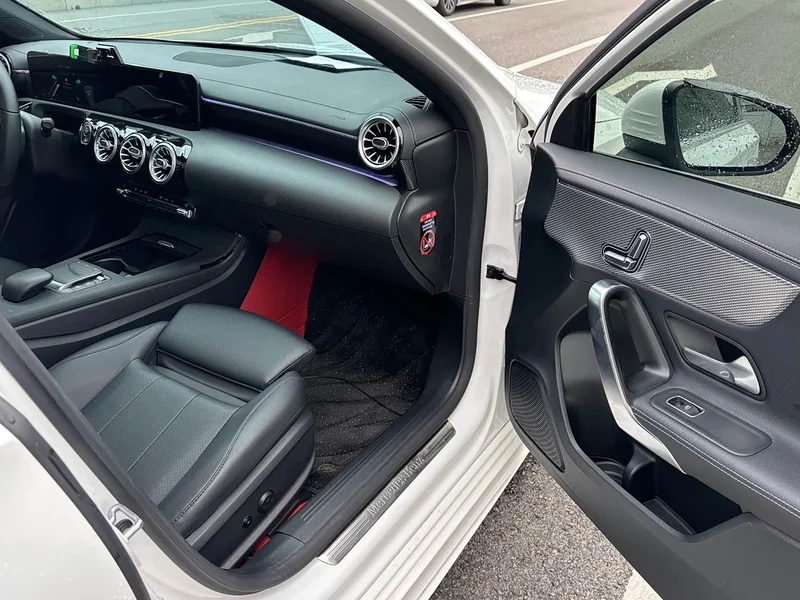 Mercedes-Benz A-Class — фото 12