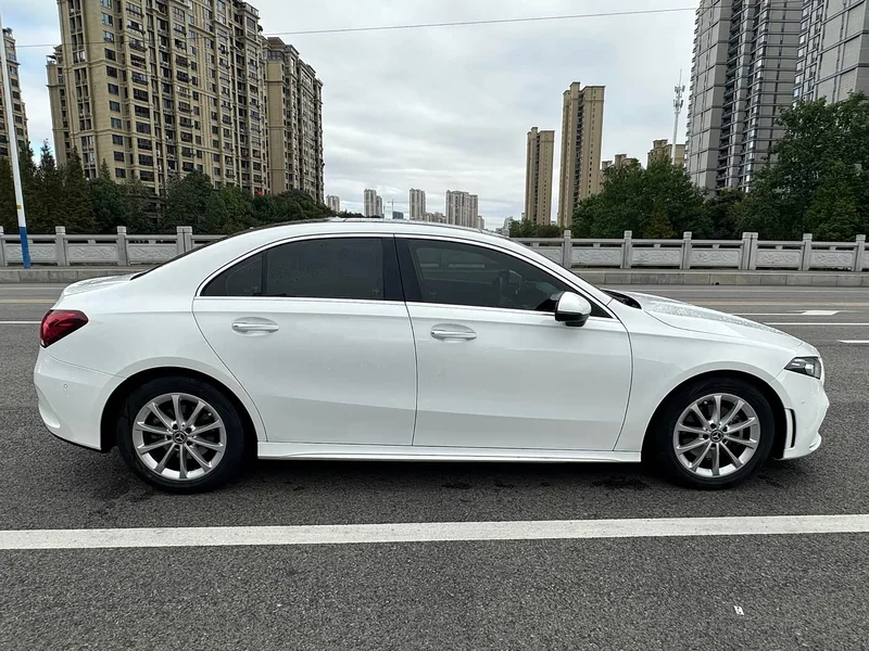 Mercedes-Benz A-Class — фото 13