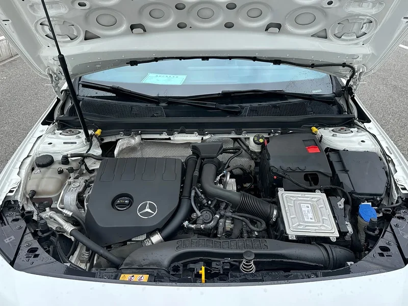 Mercedes-Benz A-Class — фото 10
