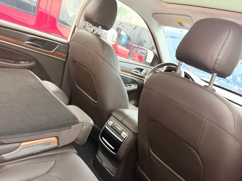 Roewe RX8 — фото 13
