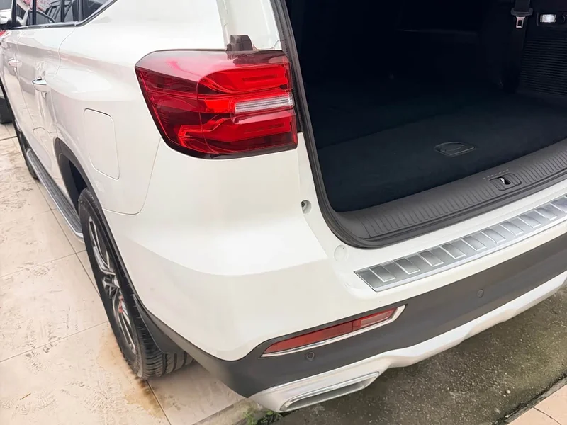 Roewe RX8 — фото 16