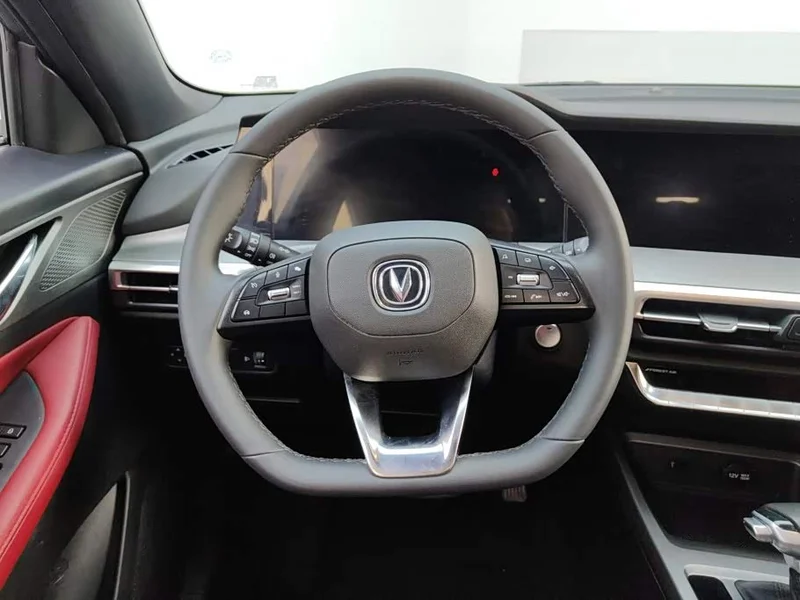 Changan CS35PLUS — фото 15