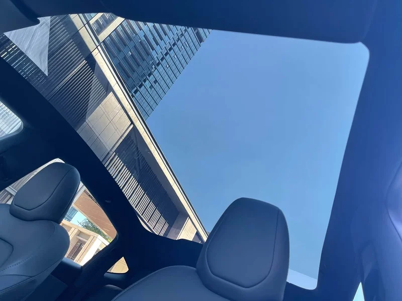 Tesla Model Y — фото 25