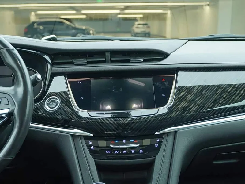 Cadillac XT6 — фото 18