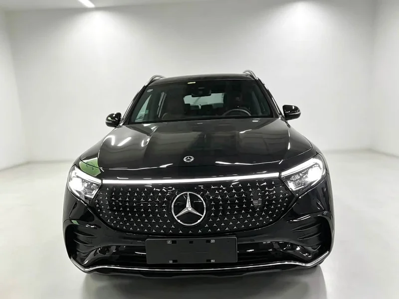 Mercedes-Benz EQB — фото 2