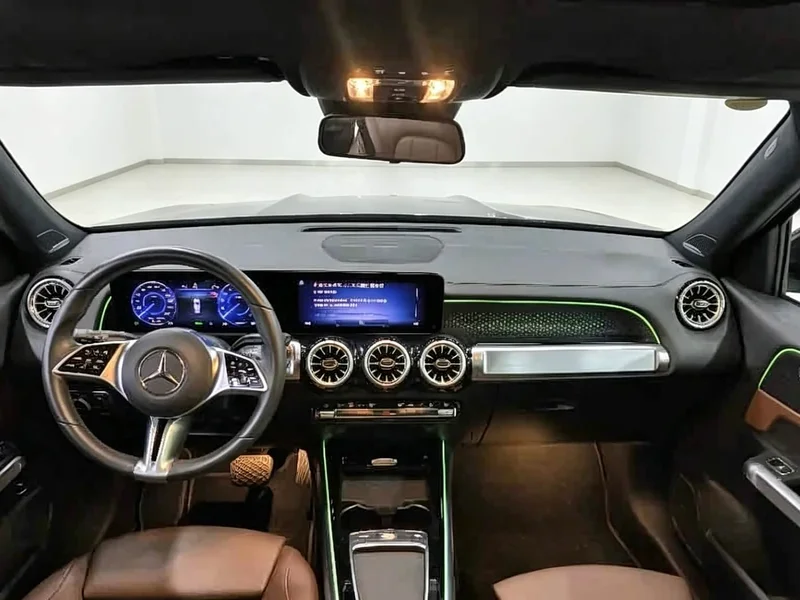Mercedes-Benz EQB — фото 5