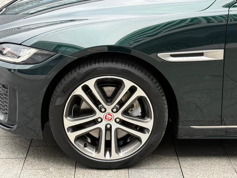 Jaguar XEL — фото 10