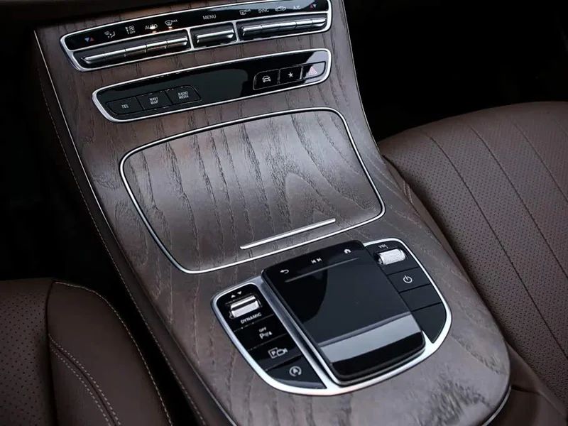 Mercedes-Benz E-Class — фото 10