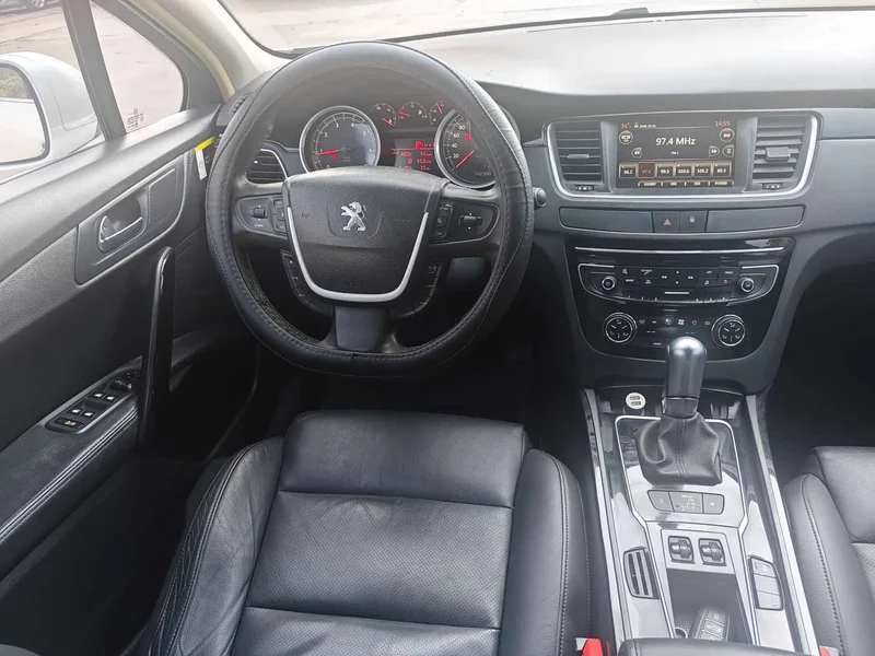 Peugeot 508 — фото 10