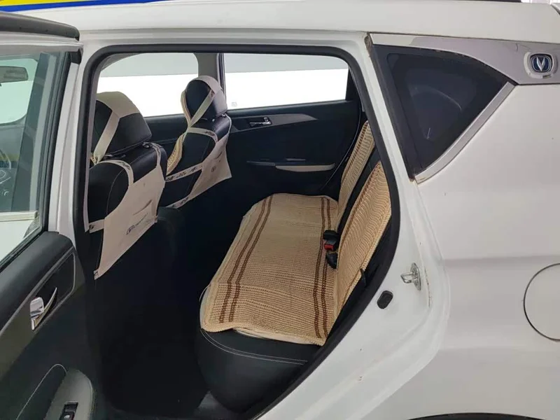 Changan CS35 — фото 11
