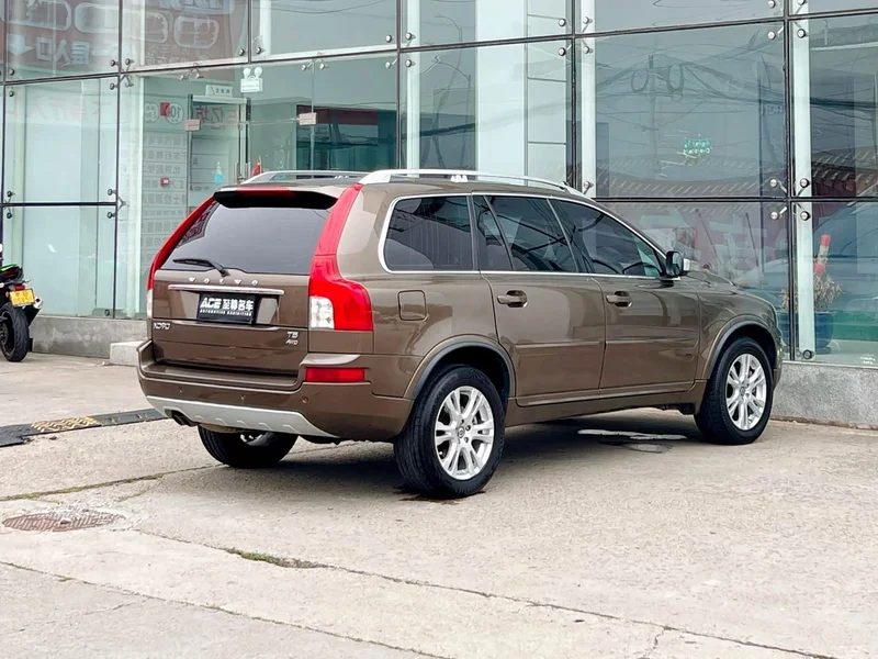Volvo XC90 — фото 4
